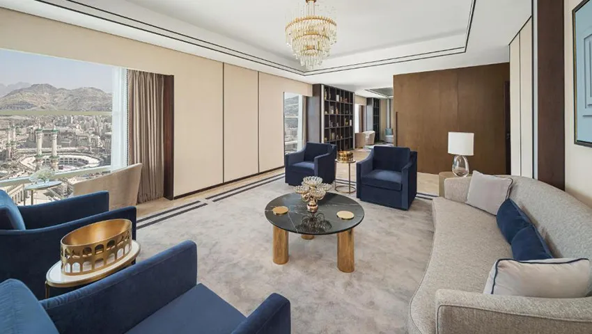 Gallery 9